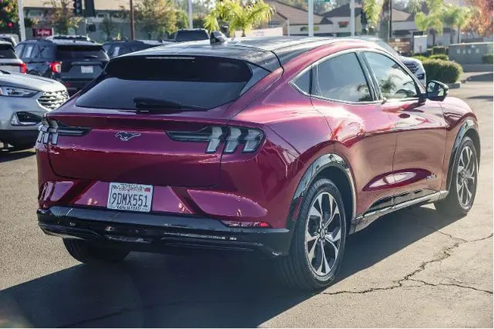$24995 : Ford Mustang Mach-E 2022 AWD image 5
