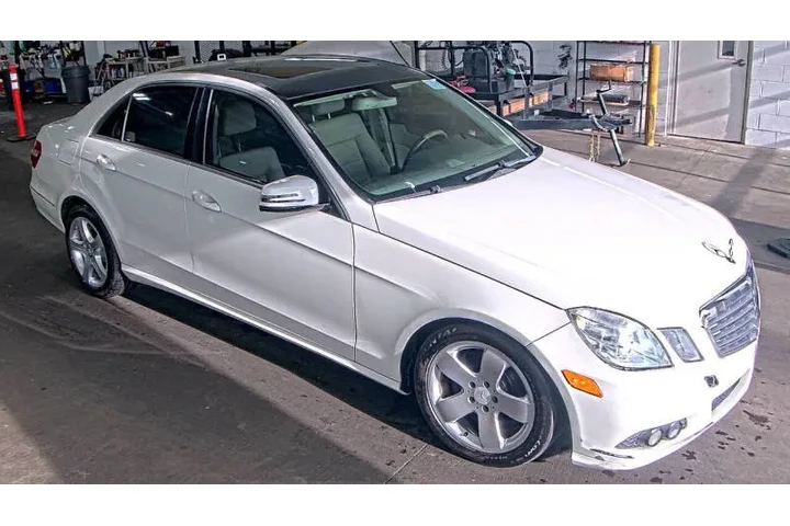 $8995 : 2010 Mercedes-Benz E-Class E image 3