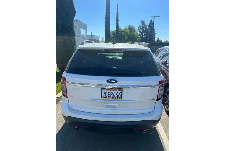 $15975 : Ford Explorer 2014 AWD XLT 4 image 9