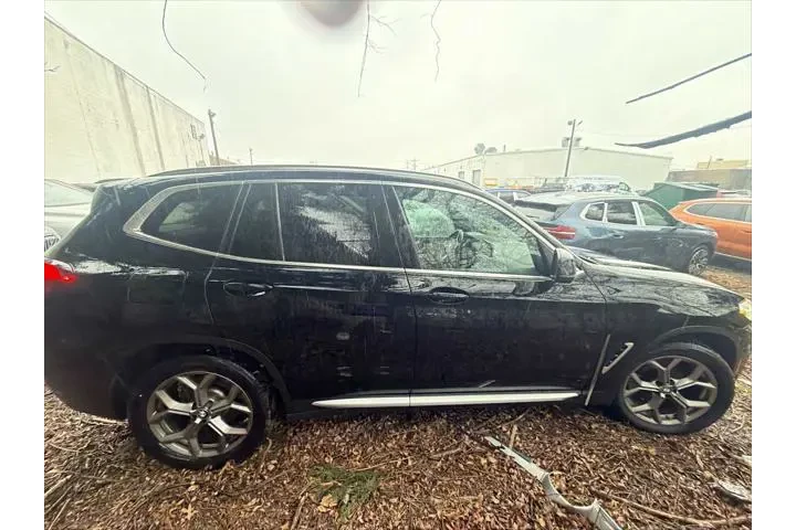 $33943 : BMW X3 2023 AWD xDrive30i 4d image 4