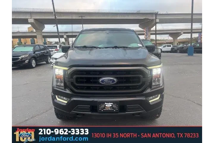 $33226 : Ford F-150 2021 4x4 XLT 4dr image 2