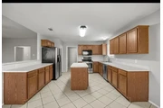 $2600 : Renta  casa thumbnail
