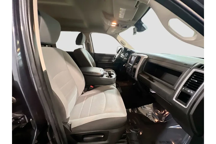 $19999 : Ram 1500 Classic 2021 4x4 Tr image 10