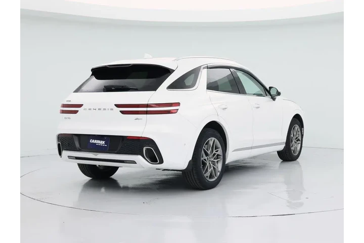 $38998 : Genesis GV70 2023 AWD 2.5T S image 8