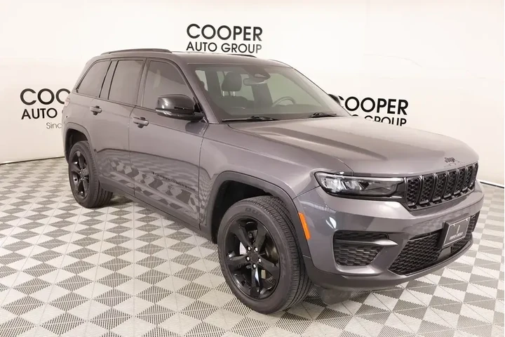 $30789 : Jeep Grand Cherokee 2023 4x4 image 1