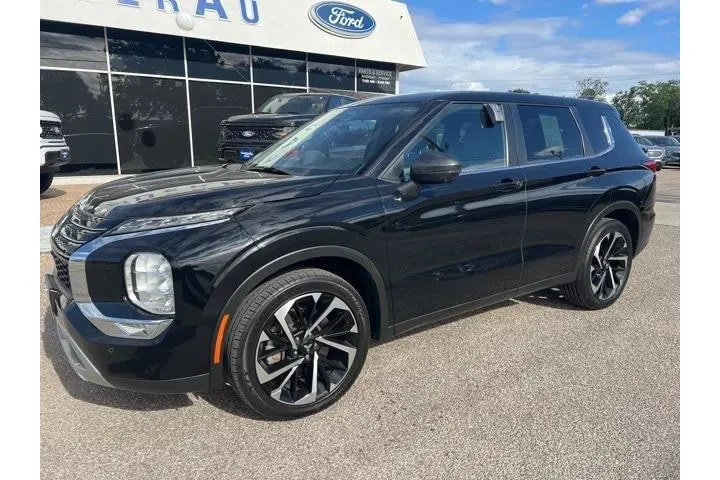 $21995 : Mitsubishi Outlander 2022 AW image 2