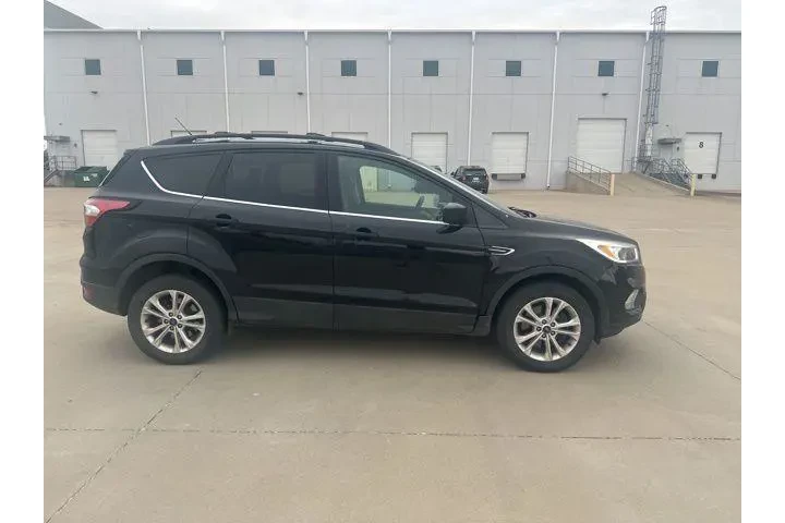 $11421 : Ford Escape 2018 AWD SE 4dr image 4