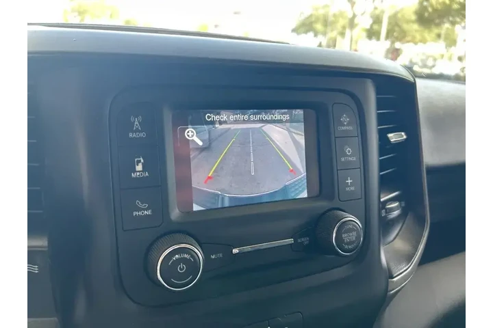 $29736 : Ram 2500 2019 4x4 Tradesman image 9