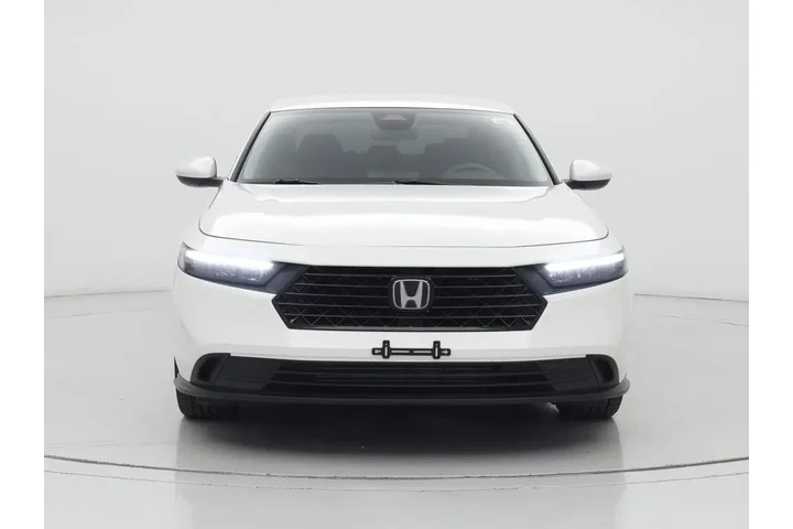 $22998 : Honda Accord 2023 LX 4dr Sed image 5