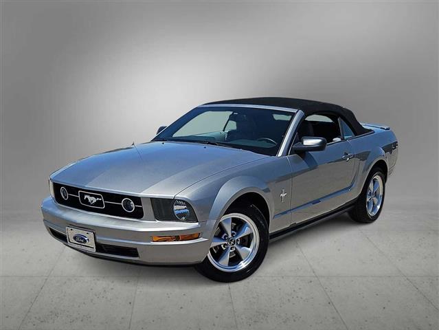 Pre-Owned 2008 Ford Mustang D image 1