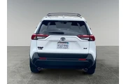$35572 : Toyota RAV4 2025 XLE 4dr SUV thumbnail