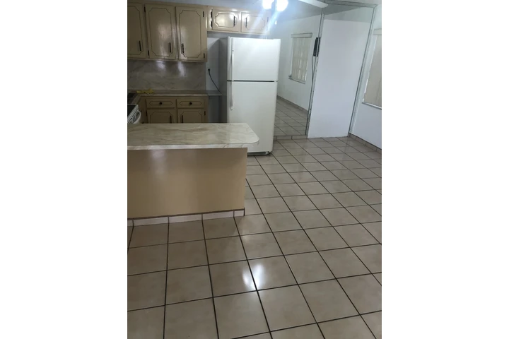 $1300 : Apartamento para rentar image 5
