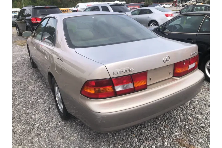 $4995 : 1999 ES 300 image 7