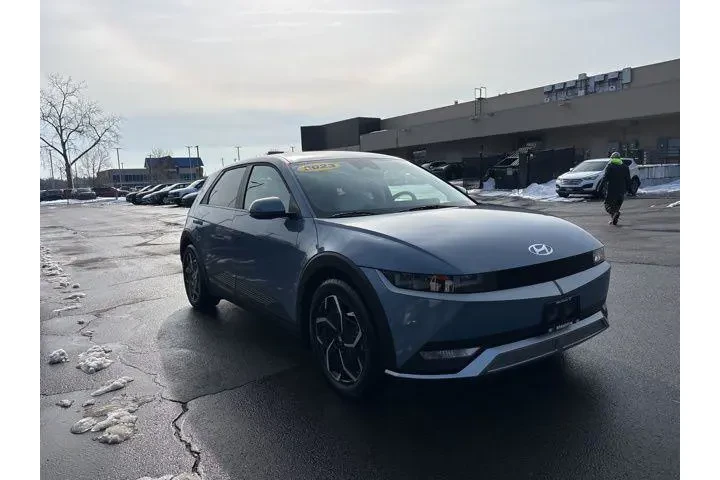 $24495 : Hyundai IONIQ 5 2023 AWD SEL image 1