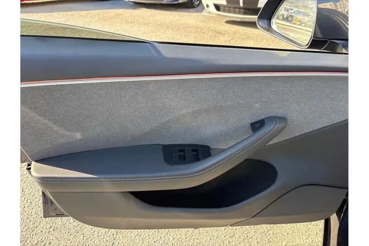$33888 : Tesla Model 3 2024 Long Rang image 9