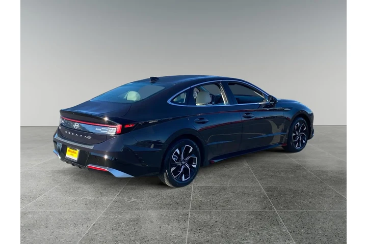 $29422 : Hyundai SONATA 2025 image 5