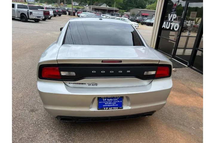 $8999 : 2012 Charger SE image 7