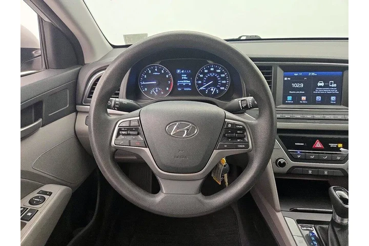 $11998 : Hyundai ELANTRA 2018 SEL 4dr image 10