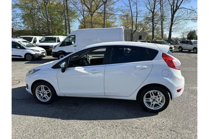 $7800 : Ford Fiesta 2019 SE 4dr Hatc image 9