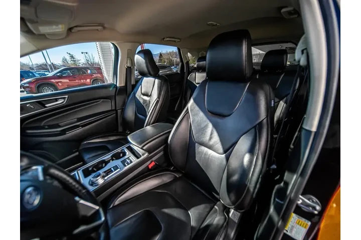 $18488 : Ford Edge 2022 AWD Titanium image 8