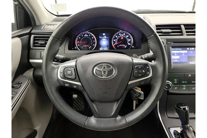 $18998 : Toyota Camry 2017 SE 4dr Sed image 10