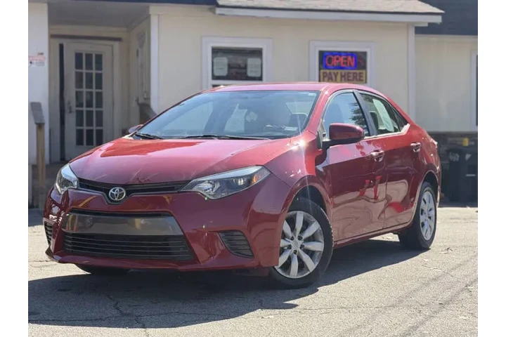 2015 Corolla LE image 2