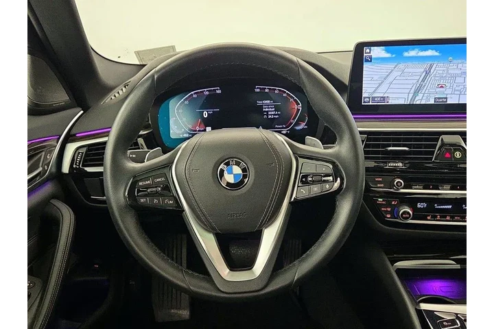 $37998 : BMW 5 Series 2023 540i 4dr S image 10