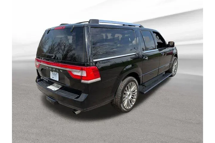 $21970 : Lincoln Navigator L 2017 4x4 image 8