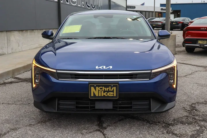 $20988 : 2025 K4 LXS FWD image 2