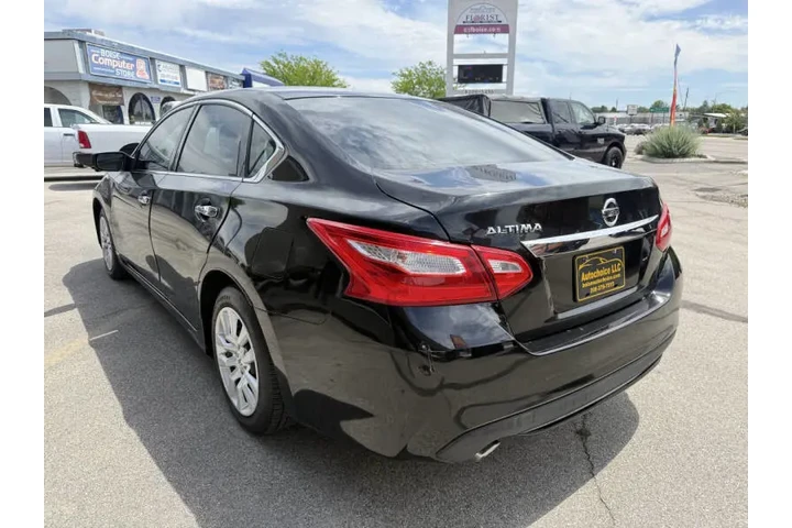 $5950 : 2016 Altima 2.5 S image 5