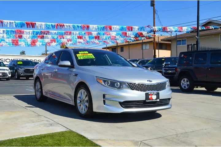 $10490 : Used 2016 Optima 4dr Sdn EX f image 5