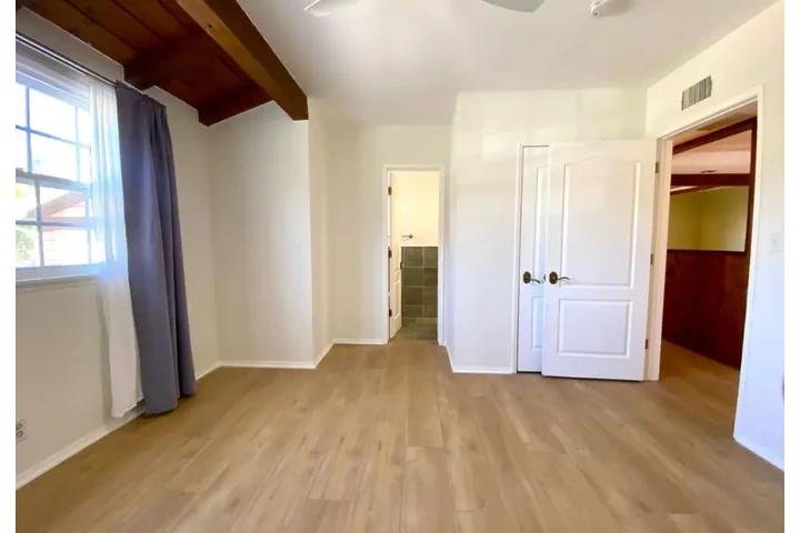 $2899 : 3bed house available in LA image 6