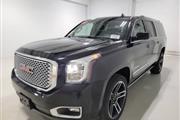 2017 GMC Yukon XL Denali thumbnail