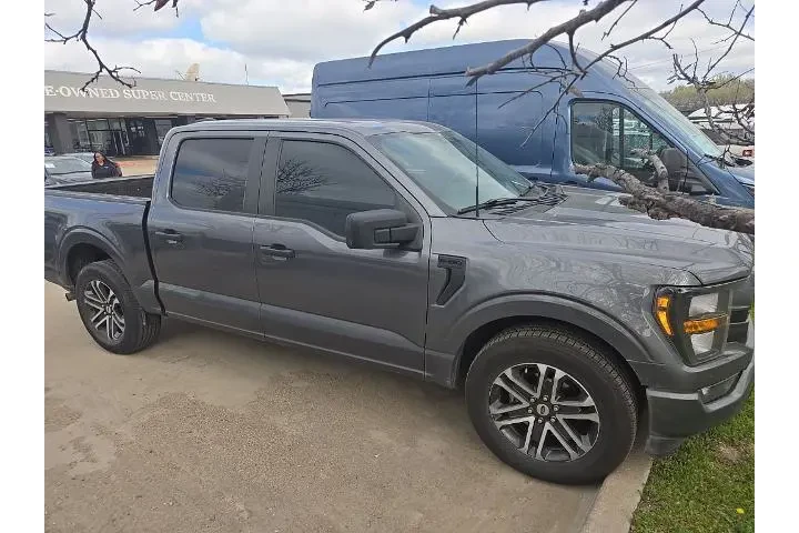 $29592 : Ford F-150 2023 4x2 XLT 4dr image 4