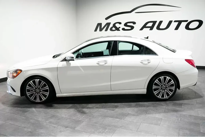 $16449 : 2019 CLA 250 Coupe image 4