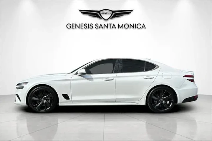 $28998 : Genesis G70 2023 AWD 2.0T 4d image 9