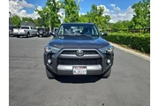 $29995 : Toyota 4Runner 2019 4x4 SR5 thumbnail