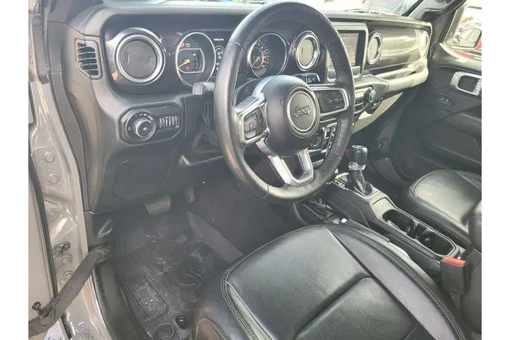 $34994 : Jeep Wrangler Unlimited 2021 image 9