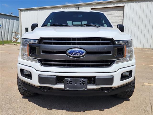 $26998 : 2018 F150 image 2