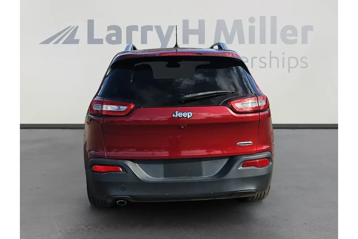 Jeep Cherokee 2017 Latitude image 4