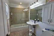 $1200 : This 2 bed, 1 Bath single fam thumbnail