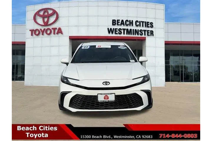 $27972 : Toyota Camry 2025 SE 4dr Sed image 4