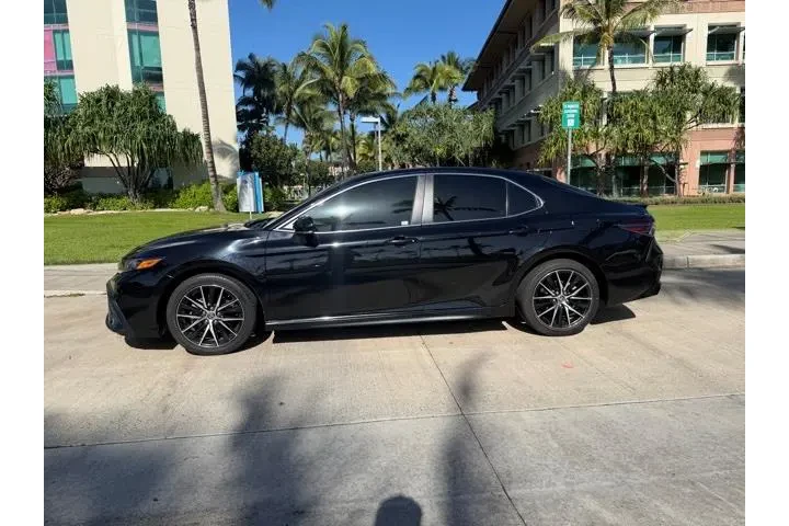 $26685 : Toyota Camry 2024 SE 4dr Sed image 2