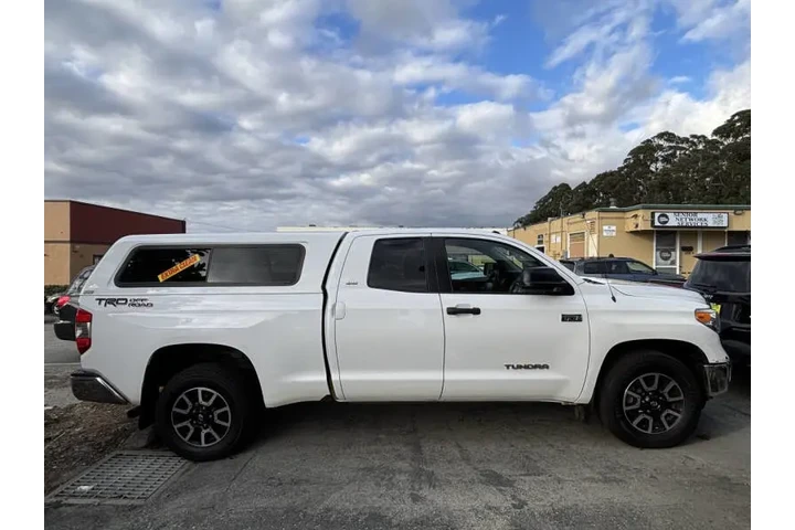 $16999 : 2014 Tundra SR image 4