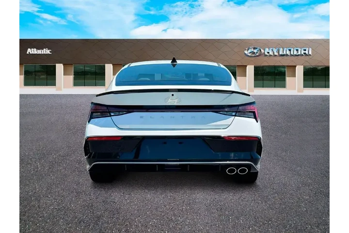 $26800 : Hyundai ELANTRA 2025 N Line image 6