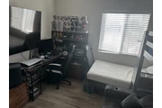 $970 : Se renta cuarto y  parking thumbnail