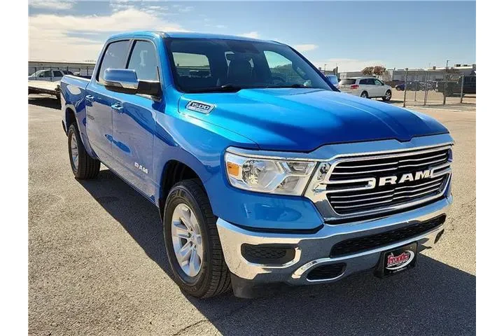 $35995 : Ram 1500 2023 4x4 Laramie 4d image 6