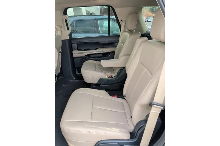 $37631 : Ford Expedition 2024 4x2 XLT image 7