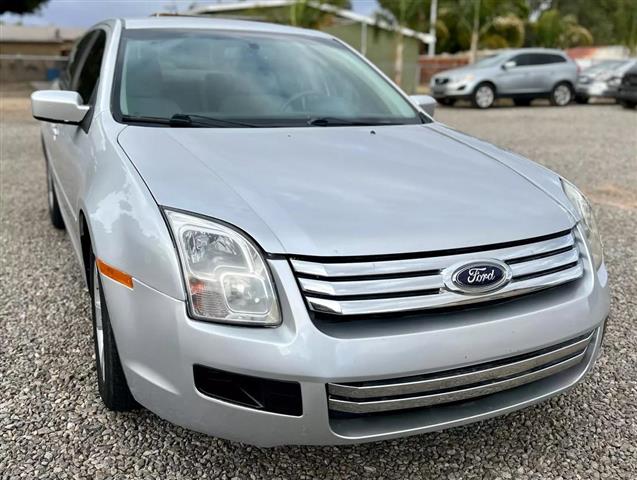 2009 FORD FUSION image 8