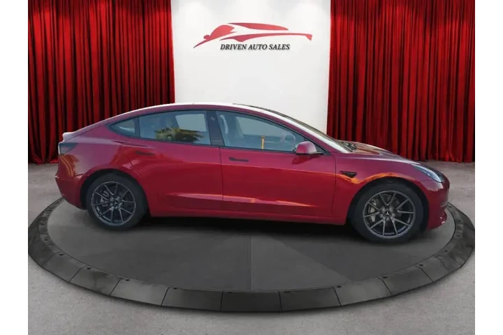 $18999 : 2022 Model 3 image 5